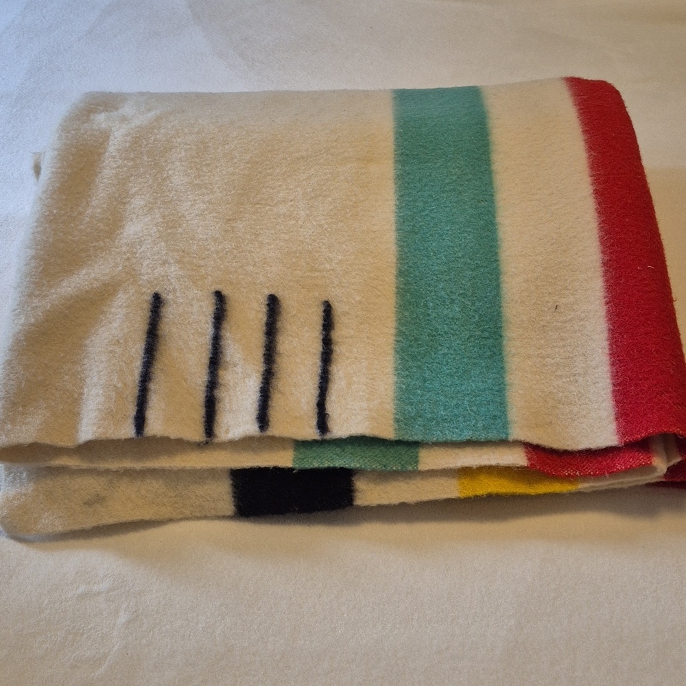 Hudson Bay Vintage 100% Wool 4 Point Blanket - Picture 8 of 11